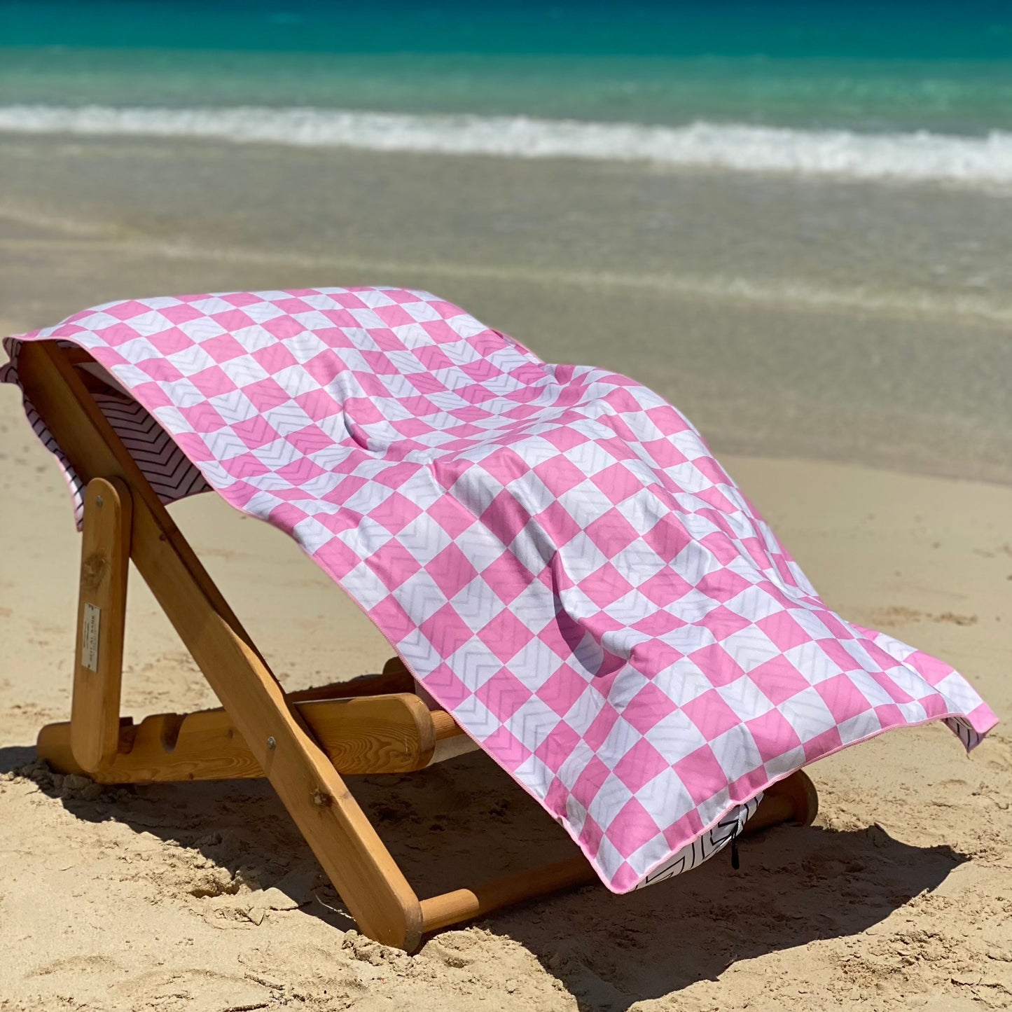 Microfiber Beach Towel - Pink Checkered